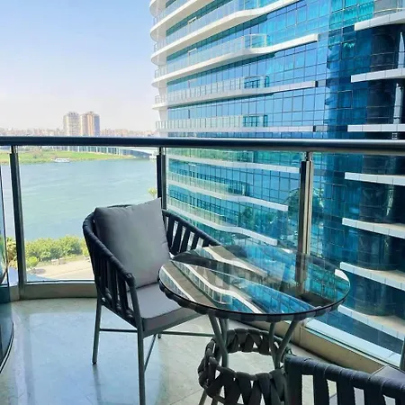 شقة فندقية - كورنيش المعادي تاور ريزيدنت Cairo Exterior photo
