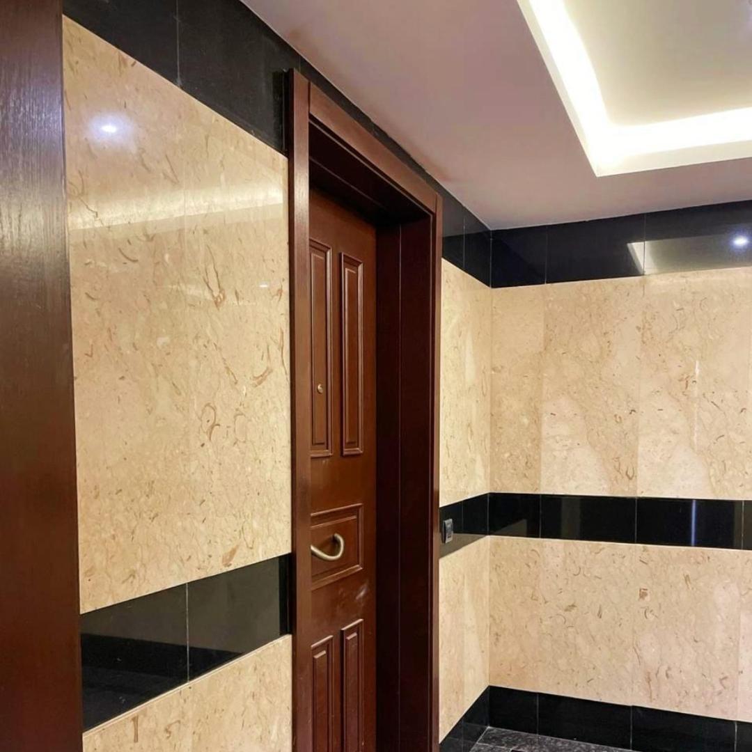- كورنيش المعادي تاور ريزيدنت *